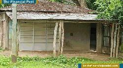 কুলাউড়ায় সরকারি জায়গা দখল করে আওয়ামী লীগ নেতার গাড়ির গ্যারেজ