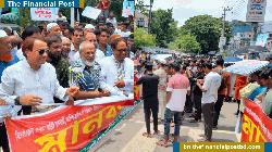 সিলেটে পাথর কোয়ারী খুলে দেওয়ার দাবিতে মানববন্ধন, কর্মবিরতির হুশিয়ারি