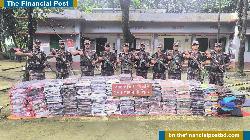 তাহিরপুর সীমান্তে কোটি টাকার ভারতীয় শাড়ি-কাপড় আটক