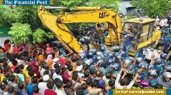 খুলনায় বাস্তুহারা কলোনিতে উচ্ছেদ অভিযান, সংঘর্ষে আহত ৩০