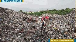 আবর্জনায় ভরা পর্যটন শহর