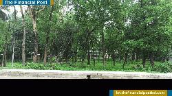 সীমানা প্রাচীর না থাকায় ভোগান্তিতে জয়পুরহাট বিটিসিএল অফিস