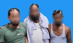 নলডাঙ্গায় মাদ্রাসার সহায়তা আদায় করতে গিয়ে, মাথার চুল কেটে, তিন খাদেমকে গণপিটুনি!