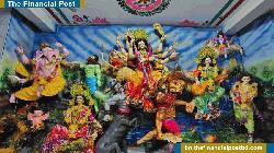 কুষ্টিয়ায় প্রতিমায় অসুরের ‘দাড়ি-গোঁফ ’ নিয়ে বিতর্ক, ডিসি বললেন অপপ্রচার