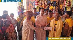 মান্দায় কেন্দ্রীয় বিএনপি নেতার বিভিন্ন পূঁজামন্ডপ পরিদর্শন ও আর্থিক সহায়তা প্রদান