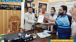 পাঁচ দফা দাবিতে সরকারি কর্মচারীদের মানববন্ধন ও স্মারকলিপি পেশ