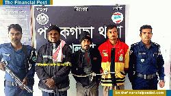 পাইকগাছায় নাশকতা মামলার আসামিসহ তিনজন আটক