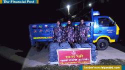 নাইক্ষ্যংছড়িতে বিপুল পরিমাণ কম্বলসহ পিকআপ আটক