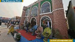 দর্শনার্থীদের আগ্রহের শীর্ষে কারাবন্দীদের তৈরী পন্য‎