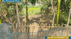 কোটালীপাড়ায় দিন মজুরের ঘর ভেঙ্গে ফেলার অভিযোগ