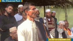 নেছারাবাদে দাড়িপাল্লার পক্ষে হিন্দু প্রধান শিক্ষকের ভোট প্রার্থনা