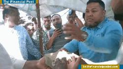 দোহাজারীতে নির্মাণাধীন মসজিদে ৫ লক্ষ টাকা চাঁদা প্রদান বিএনপি প্রার্থী জসিমের 