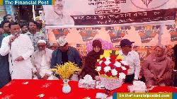 মোহনগঞ্জে ধানের শীষে ভোট প্রার্থনা করলেন বাবরের স্ত্রী শ্রাবনী