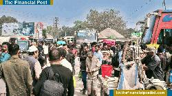 নির্বাচন ঘিরে দৌলতদিয়া ঘাটে যাত্রীদের ভিড়