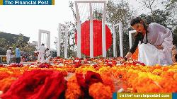 শহীদ মিনারে সর্বস্তরের মানুষের বিনম্র শ্রদ্ধা