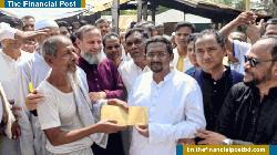 বাঁশখালীতে অগ্নিকাণ্ডে ক্ষতিগ্রস্তদের সহায়তায় বিএনপি