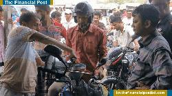 পাবনায় গোয়ালঘর থেকে পেট্রোল অকটেন উদ্ধার 