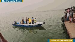 নদীতে পড়ে ডুবে গেলো যাত্রীবাহী বাস, বহু হতাহতের আশঙ্কা