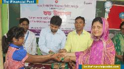 পাইকগাছায় সরকারি প্রাথমিক বিদ্যালয়ে ফিডিং কর্মসূচির উদ্বোধন