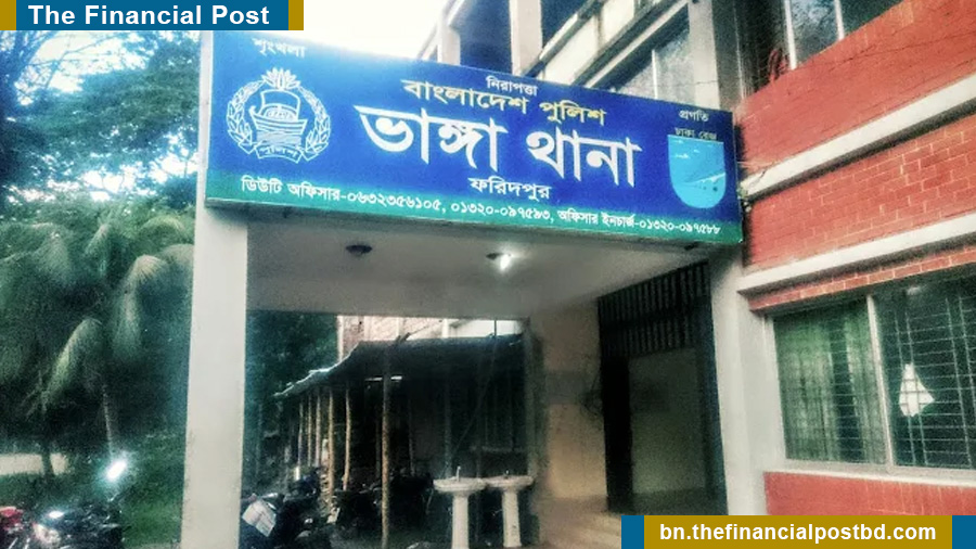 বিকল ট্রাক মেরামতের সময় বাসচাপায় প্রাণ গেল বাবা-ছেলের