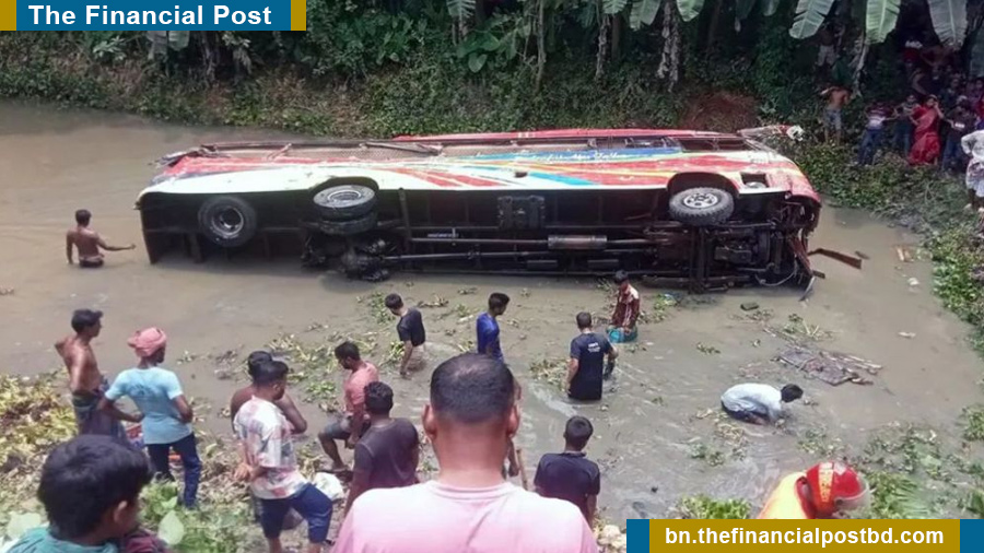 কুষ্টিয়ায় বাস-ট্রাক সংঘর্ষে নিহত ৩