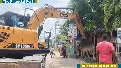 মুন্সীগঞ্জে ঢাকা-মাওয়া এক্সপ্রেসওয়ের ফুটপাত দখলমুক্ত করতে অভিযান, অবৈধ দোকান উচ্ছেদ