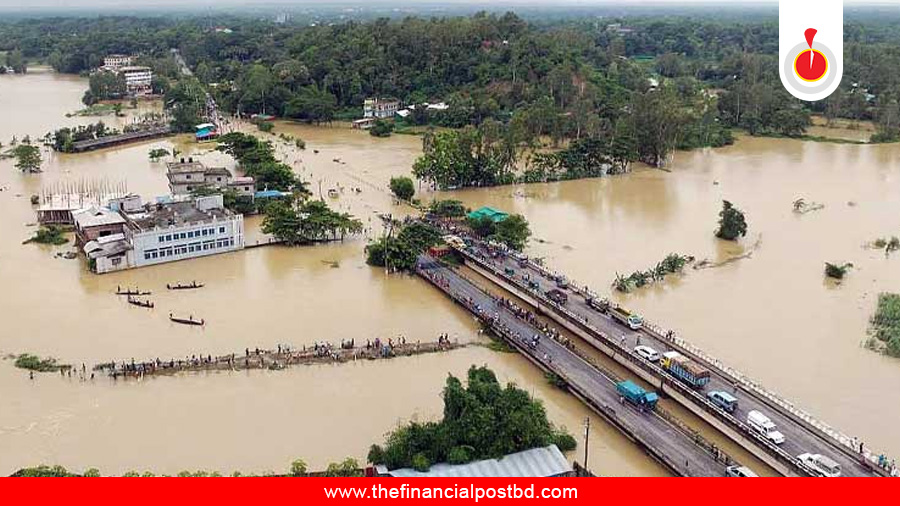৭ জেলায় পানিবন্দী লাখো পরিবার, মৃত্যু বেড়ে ৫১