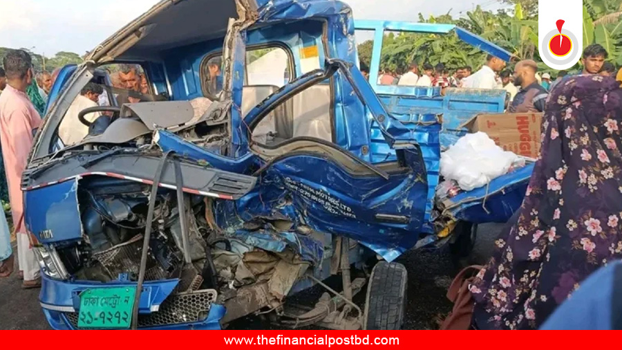 নেত্রকোনায় ট্রাক-পিকআপের মুখোমুখি সংঘর্ষে নিহত ৪