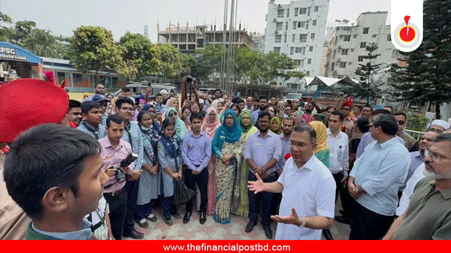 রাজধানীর ১৩ স্থান পরিদর্শনে প্রধানমন্ত্রী, পরিচ্ছন্নতায় সময় বেঁধে দিলেন